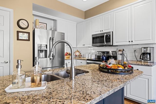 2876 STRATFORD GLEN WAY, Charlottesville, VA 22911