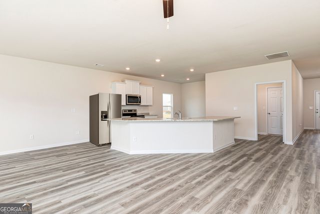 399 Sand Dune Way, Conyers, GA 30013