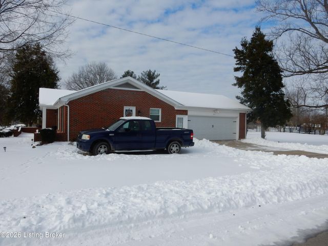 461 Tollview Dr, Shepherdsville, KY 40165