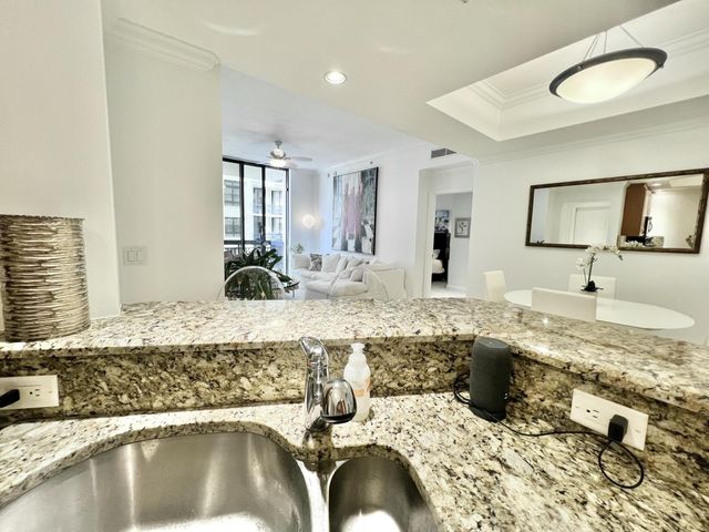 701 S Olive Avenue S 1413, West Palm Beach, FL 33401