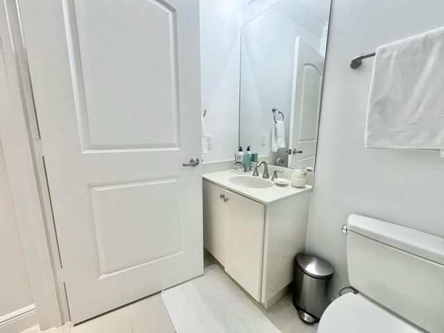 701 S Olive Avenue S 1413, West Palm Beach, FL 33401
