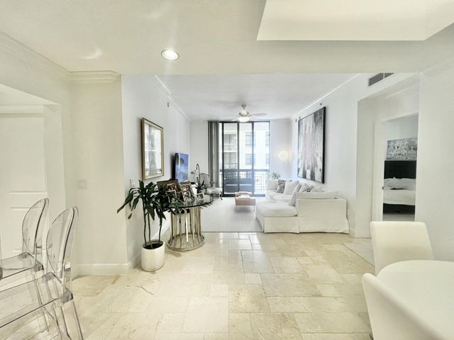 701 S Olive Avenue S 1413, West Palm Beach, FL 33401
