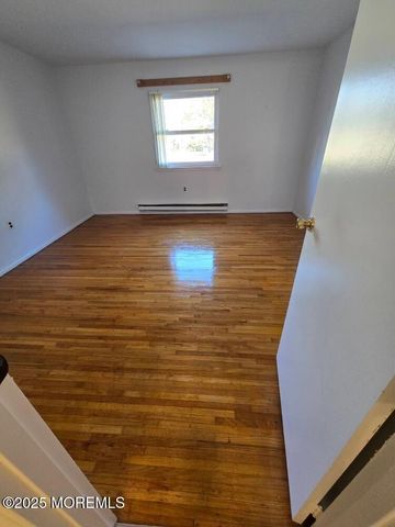 106 Hope Road C, Whiting, NJ 08759