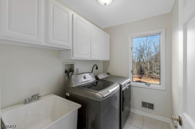 7 Tower Rd, Bridgewater Twp., NJ 08807