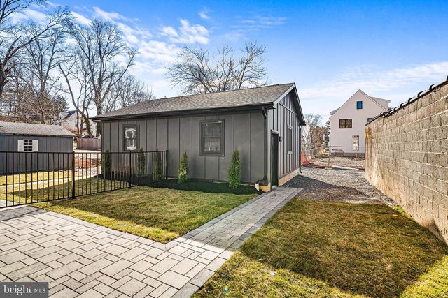 703 PRESTON AVE, Bryn Mawr, PA 19010