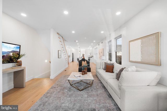 703 PRESTON AVE, Bryn Mawr, PA 19010