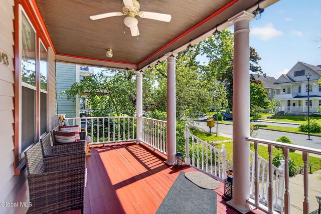 1043 Glenwood Boulevard, Schenectady, NY 12308