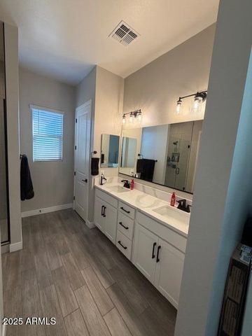 20047 W TURNEY Avenue, Litchfield Park, AZ 85340