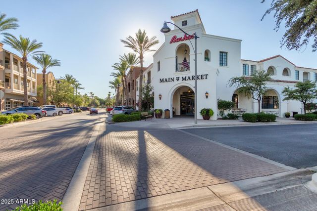 20047 W TURNEY Avenue, Litchfield Park, AZ 85340