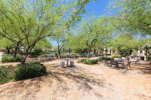 20047 W TURNEY Avenue, Litchfield Park, AZ 85340