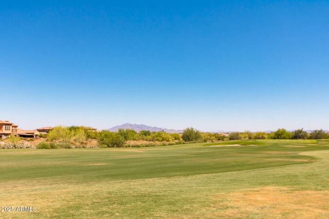 20047 W TURNEY Avenue, Litchfield Park, AZ 85340