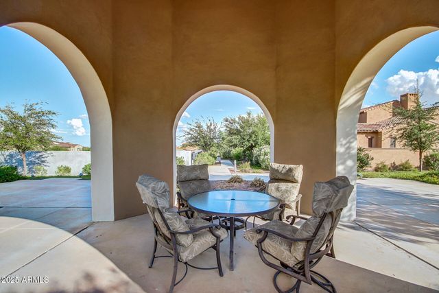 20047 W TURNEY Avenue, Litchfield Park, AZ 85340