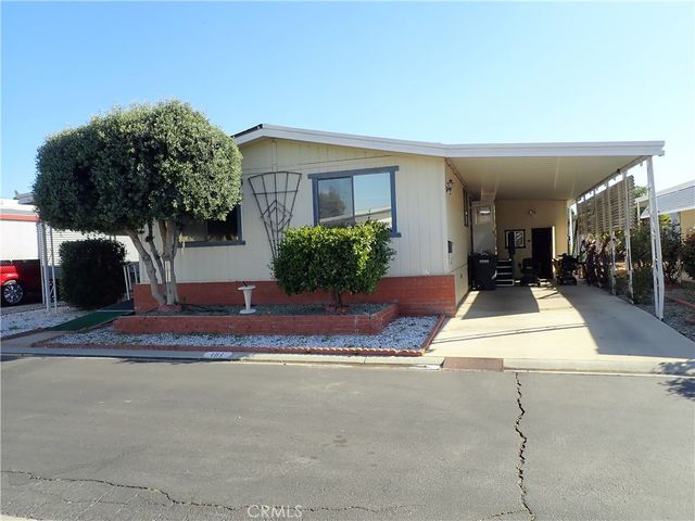 1300 W Menlo, Hemet, CA 92543
