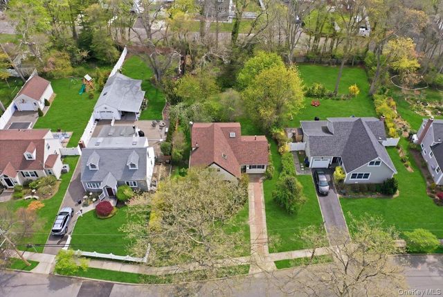 49 Forrest Place, Amityville, NY 11701