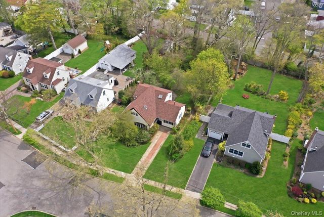 49 Forrest Place, Amityville, NY 11701