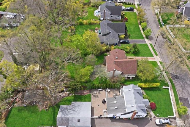 49 Forrest Place, Amityville, NY 11701