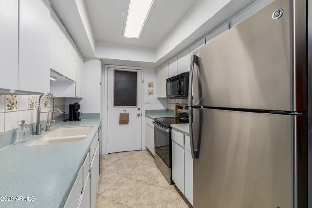 7830 N 21st Drive, Phoenix, AZ 85021