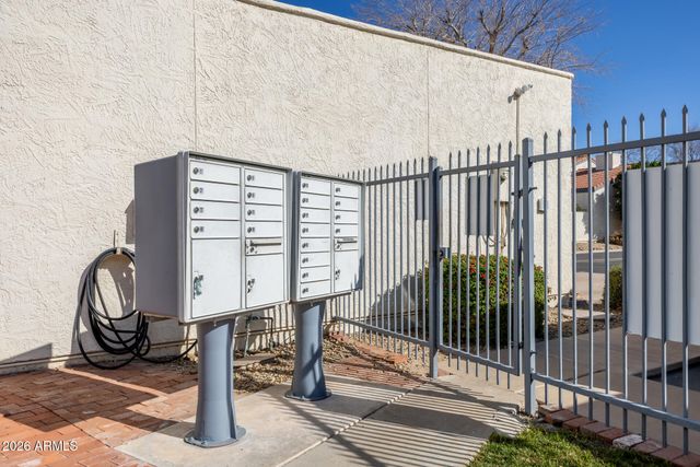 7830 N 21st Drive, Phoenix, AZ 85021