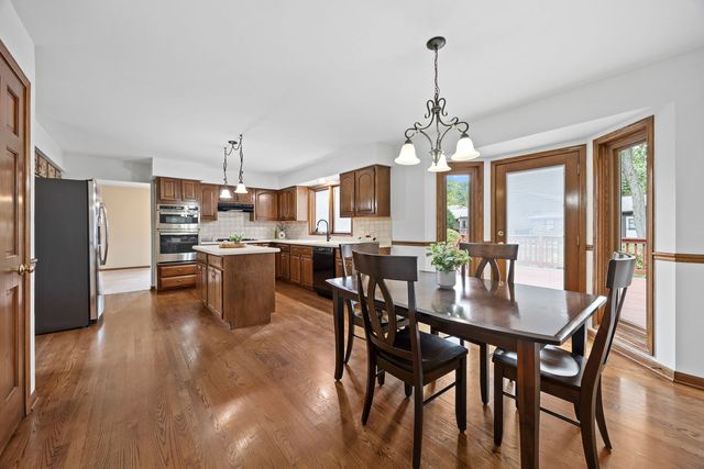 3925 Biltmore Road, Downers Grove, IL 60515