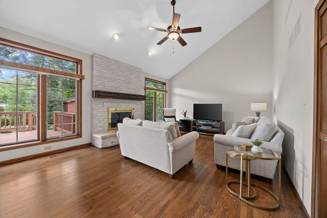 3925 Biltmore Road, Downers Grove, IL 60515