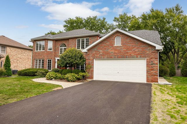 3925 Biltmore Road, Downers Grove, IL 60515
