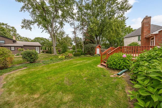 3925 Biltmore Road, Downers Grove, IL 60515