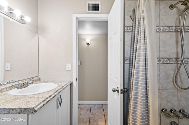 862 W Hawaii Drive, Tucson, AZ 85706