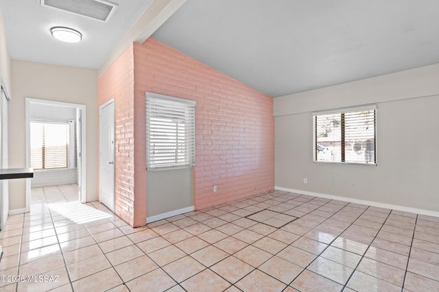 862 W Hawaii Drive, Tucson, AZ 85706