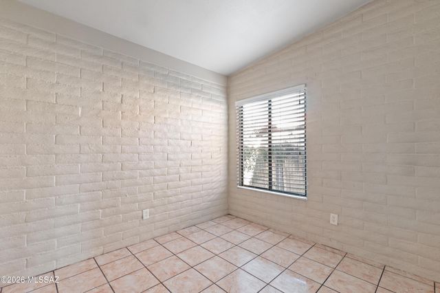 862 W Hawaii Drive, Tucson, AZ 85706