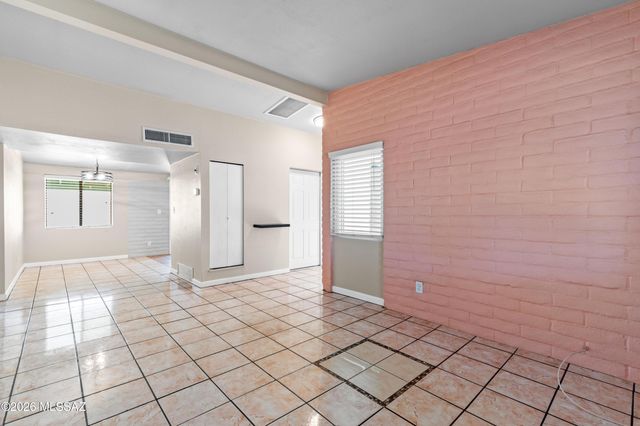 862 W Hawaii Drive, Tucson, AZ 85706