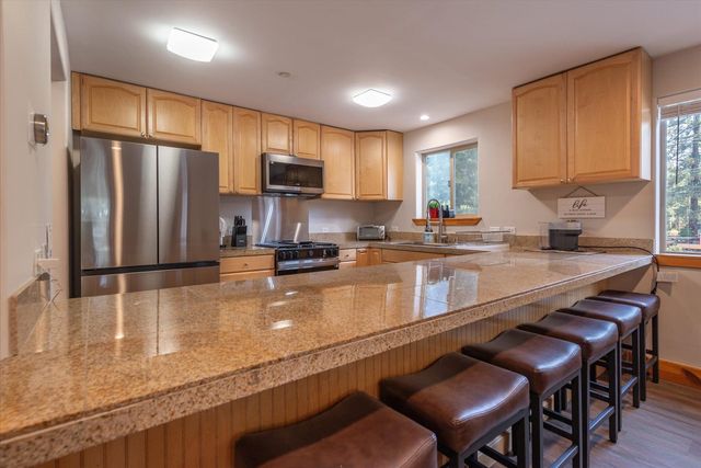 6980 Toyon Road, Tahoe Vista, CA 96148