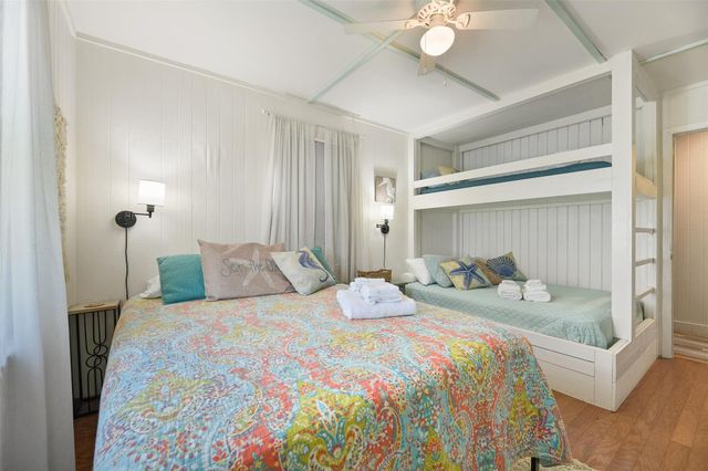 4135 Fort Bend Drive, Galveston, TX 77554