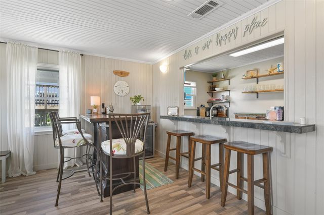 4135 Fort Bend Drive, Galveston, TX 77554