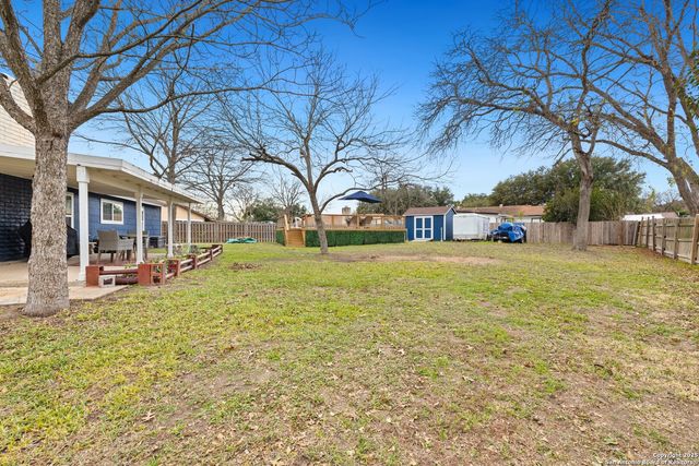 11313 IVORY OAK ST, Live Oak, TX 78233