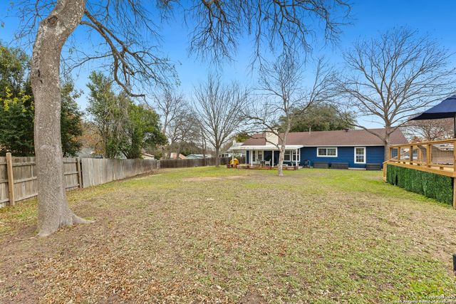 11313 IVORY OAK ST, Live Oak, TX 78233