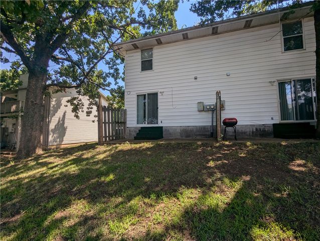2437 N Brophy Avenue 4, Fayetteville, AR 72703