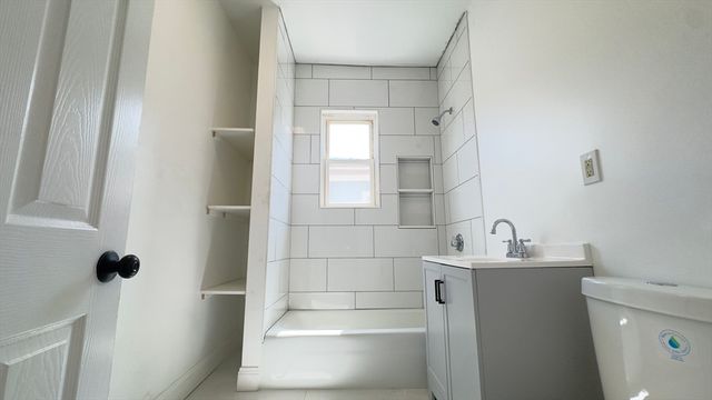 66 Franklin 2, Chelsea, MA 02150