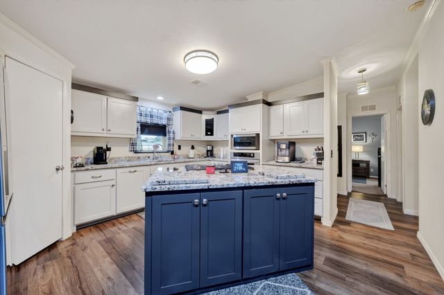 1465 County Road 3690, Paradise, TX 76073