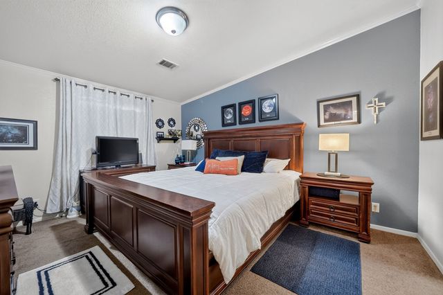 1465 County Road 3690, Paradise, TX 76073