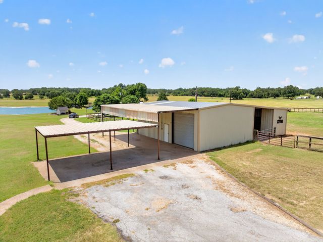 1465 County Road 3690, Paradise, TX 76073