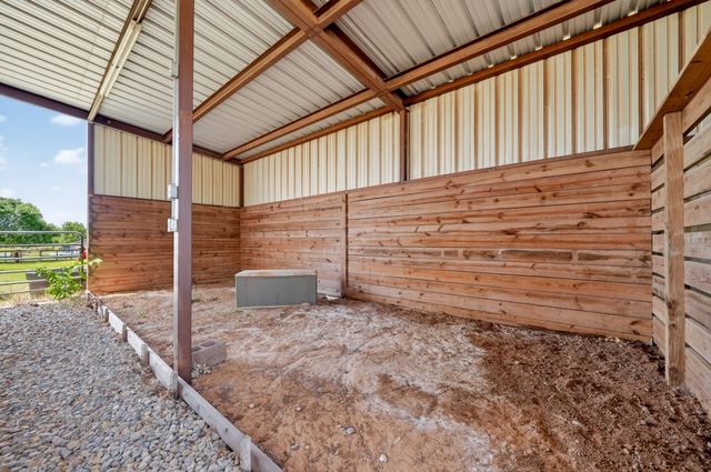 1465 County Road 3690, Paradise, TX 76073