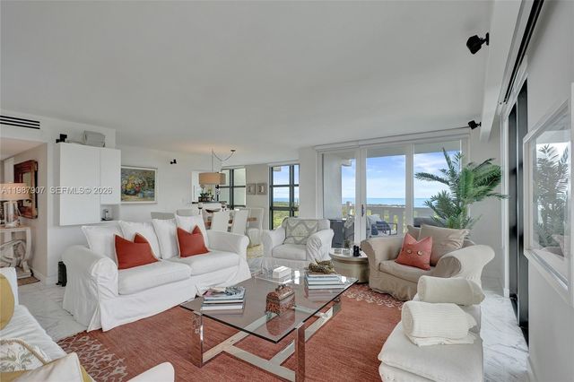 1121 Crandon Blvd D1202, Key Biscayne, FL 33149