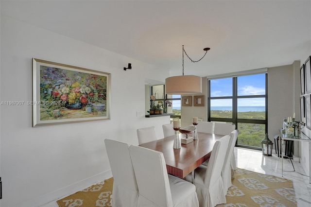 1121 Crandon Blvd D1202, Key Biscayne, FL 33149