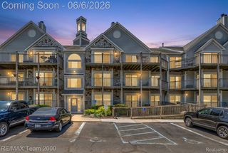 37522 Jefferson Avenue 102, Harrison Charter Township, MI 48045