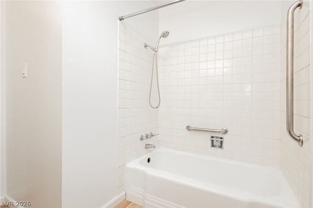 5128 Doe Avenue, Las Vegas, NV 89146