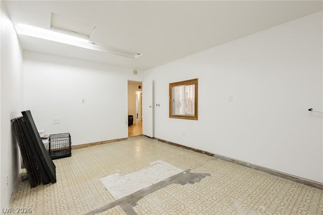 5128 Doe Avenue, Las Vegas, NV 89146