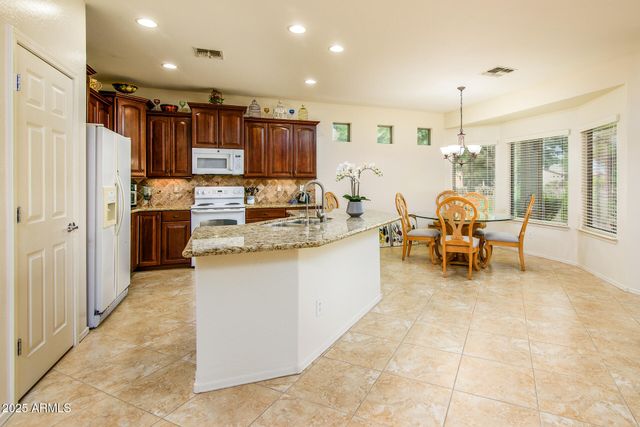 42348 W FOUNTAINHEAD Street, Maricopa, AZ 85138