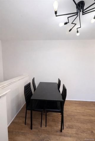 938 Arlene Avenue, Pontiac, MI 48340