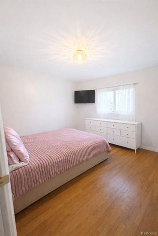 938 Arlene Avenue, Pontiac, MI 48340