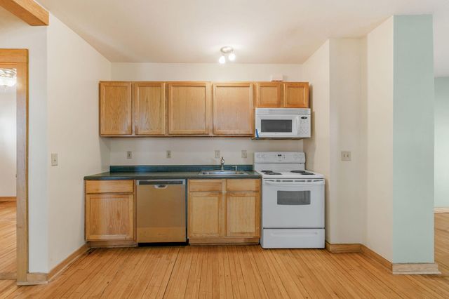 1815 Clinton Avenue 1, Minneapolis, MN 55404